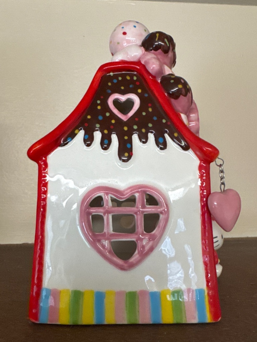 Hello Kitty Ceramic - Picture 2 of 4